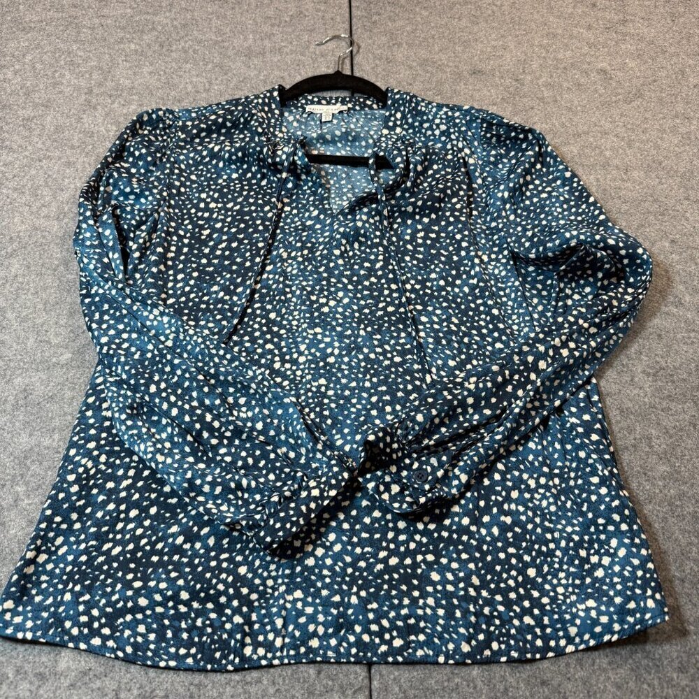 Maison d'Amélie Top Womens Medium Blue Geometric Pleated Long Sleeve Tie Neck